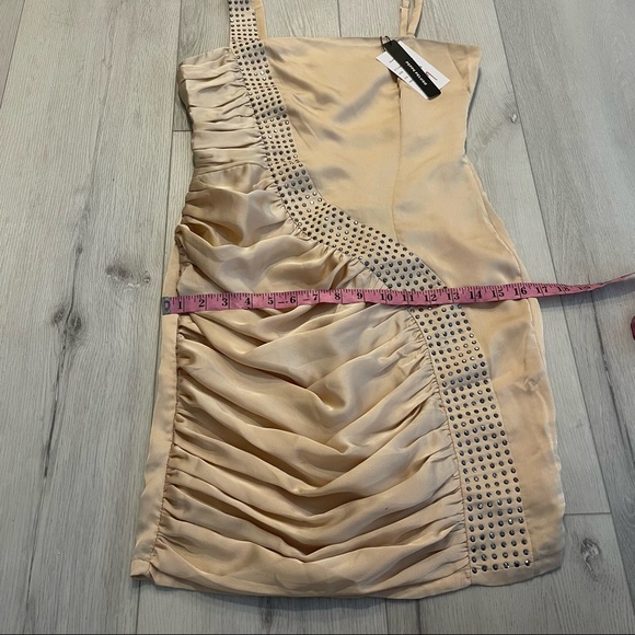 NWT PEPPE PELUSO Golden-Cream Satin Riveted Sleeveless Mini Evening Dress Size M - Picture 5 of 13